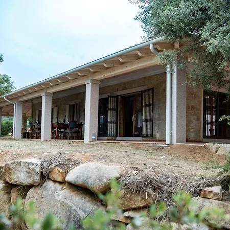 Villa S'olioni *
